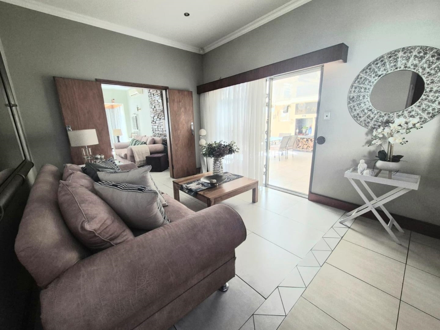 5 Bedroom Property for Sale in Bayswater Free State